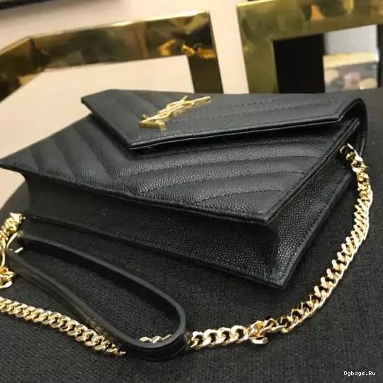 YSL CASSANDRE MATELASSÉ CHAIN WALLET 0503